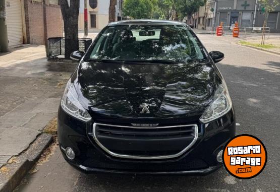 Autos - Peugeot 208 Allure touchscreen 2015 Nafta 12000Km - En Venta