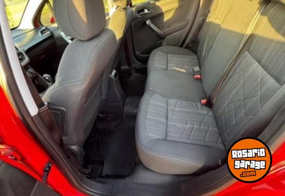 Autos - Peugeot 208 2016 Nafta 80000Km - En Venta