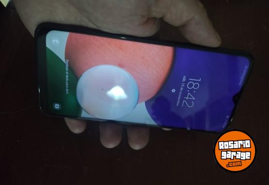 Telefona - Samsung a22 5g 128/4 reacondicionado libre impecable. - En Venta