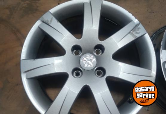 Accesorios para Autos - Llantas 16 Peugeot Santiaguito 2 Originales Muy buenas $450.000 las 4. NO BAJO PRECIO - En Venta