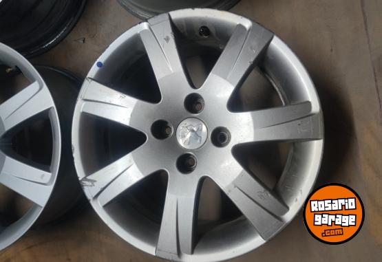 Accesorios para Autos - Llantas 16 Peugeot Santiaguito 2 Originales Muy buenas $450.000 las 4. NO BAJO PRECIO - En Venta