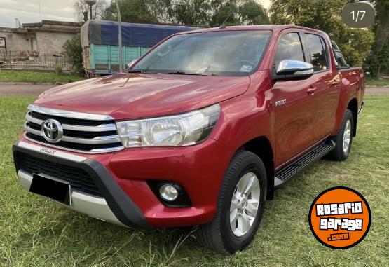 Camionetas - Toyota Hilux SRV 2016 Diesel 160000Km - En Venta