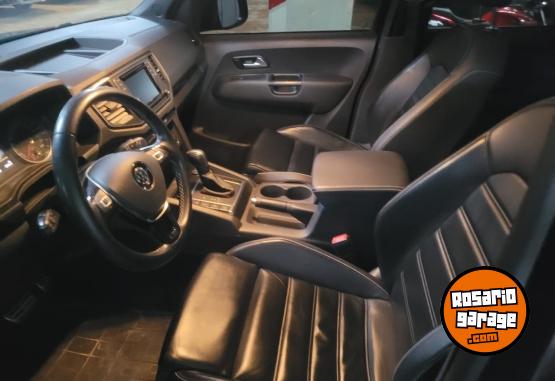 Camionetas - Volkswagen Amarok v6 2022 Diesel 68000Km - En Venta