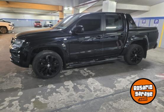 Camionetas - Volkswagen Amarok v6 2022 Diesel 68000Km - En Venta