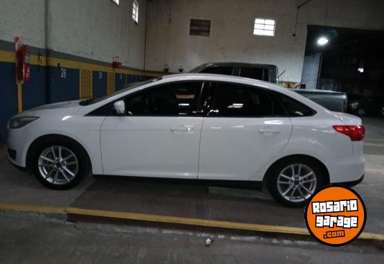 Autos - Ford FOCUS 2020 Nafta 93000Km - En Venta