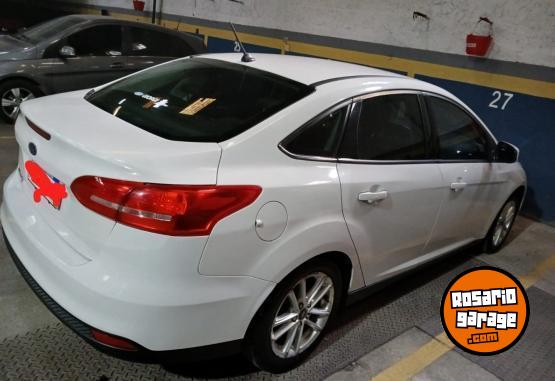 Autos - Ford FOCUS 2020 Nafta 93000Km - En Venta