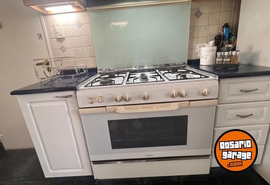 Hogar - COCINA ARISTON, 90 CM, A GAS NATURAL FUNCIONANDO - En Venta