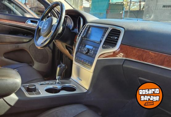 Camionetas - Jeep Gran cherokee limited 2012 Nafta 265000Km - En Venta