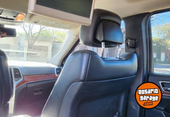 Camionetas - Jeep Gran cherokee limited 2012 Nafta 265000Km - En Venta