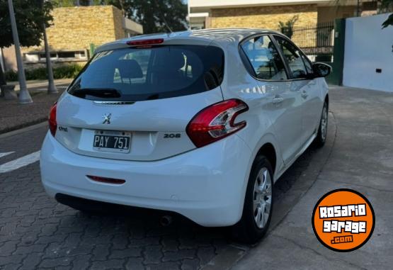 Autos - Peugeot 208 active 2015 Nafta 37000Km - En Venta