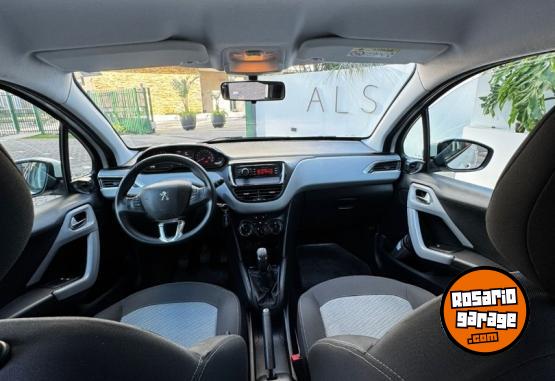 Autos - Peugeot 208 active 2015 Nafta 37000Km - En Venta