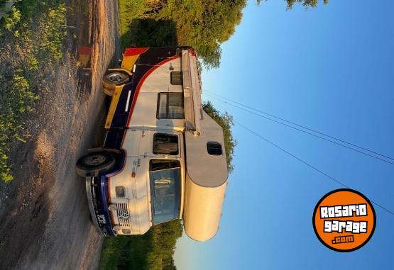 Utilitarios - Mercedes Benz MB 608 Motorhome 1982 Diesel 11111Km - En Venta