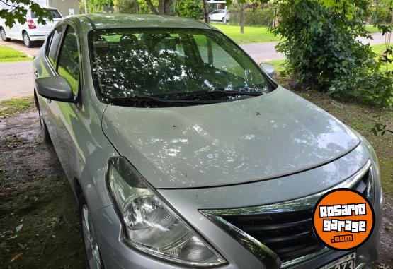 Autos - Nissan Versa 2015 Nafta 136000Km - En Venta