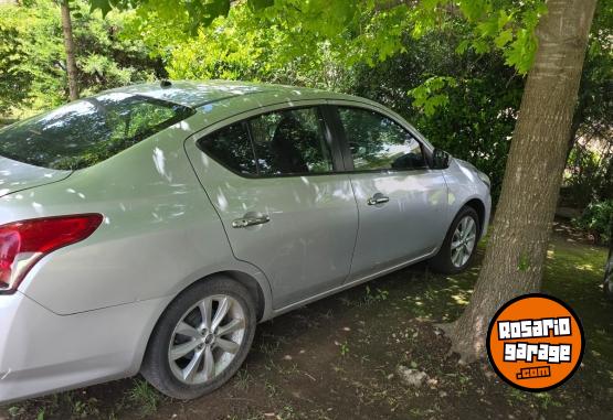 Autos - Nissan Versa 2015 Nafta 136000Km - En Venta