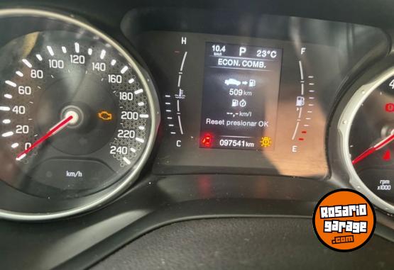 Camionetas - Fiat Toro Freedom 2019 Nafta 97500Km - En Venta