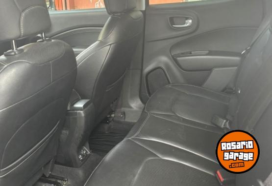 Camionetas - Fiat Toro Freedom 2019 Nafta 97500Km - En Venta