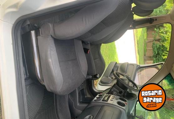 Utilitarios - Citroen Berlingo 2016 Diesel 220000Km - En Venta