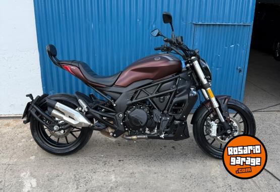 Motos - Benelli 502 c Cruiser 2022 Nafta 14700Km - En Venta