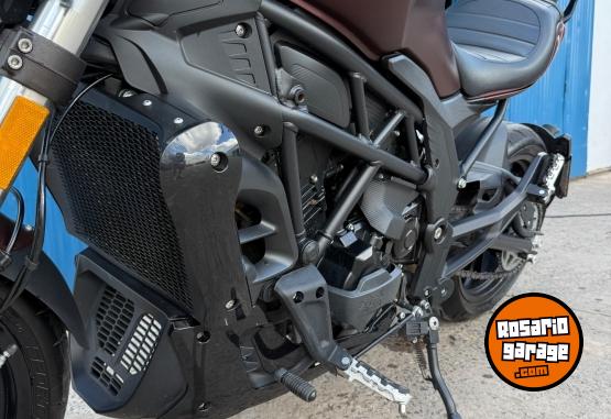 Motos - Benelli 502 c Cruiser 2022 Nafta 14700Km - En Venta