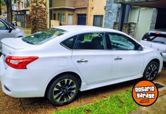 Autos - Nissan Sentra SR 2016 Nafta 98000Km - En Venta