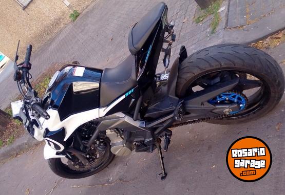 Motos - CF Cf650nk 2023 Nafta 10000Km - En Venta