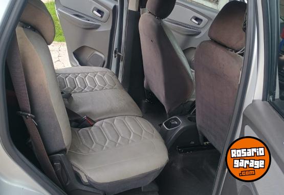 Autos - Chevrolet Spin 1.8 LTZ 2015 GNC 143800Km - En Venta