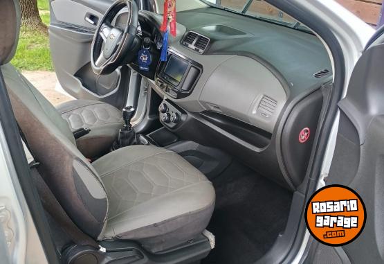 Autos - Chevrolet Spin 1.8 LTZ 2015 GNC 143800Km - En Venta