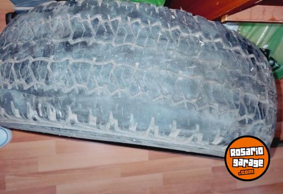 Accesorios para Autos - Cubiertas 245 70 R16 BRIDGESTONE - En Venta