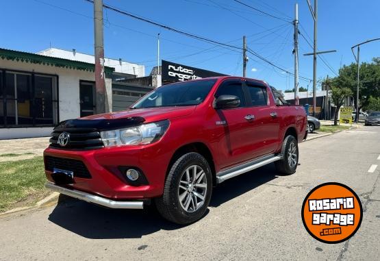 Camionetas - Toyota Hilux D/Cabina 2.4 DX 2018 Diesel 134000Km - En Venta