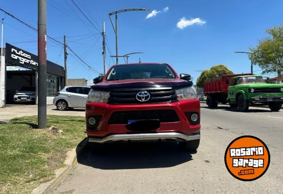 Camionetas - Toyota Hilux D/Cabina 2.4 DX 2018 Diesel 134000Km - En Venta