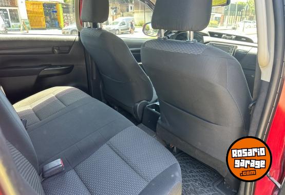 Camionetas - Toyota Hilux D/Cabina 2.4 DX 2018 Diesel 134000Km - En Venta