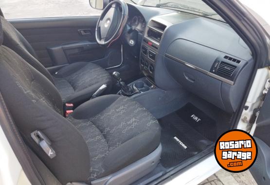 Camionetas - Fiat STRADA $5300 2011 Diesel 180000Km - En Venta