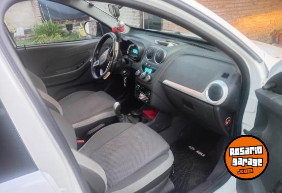 Autos - Chevrolet Agile 2015 GNC 174400Km - En Venta