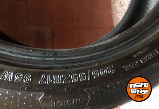 Accesorios para Autos - Cubierta 205/55/17 - En Venta