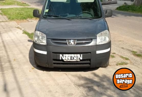Utilitarios - Peugeot Partner Confort 1.4 2013 GNC 226000Km - En Venta