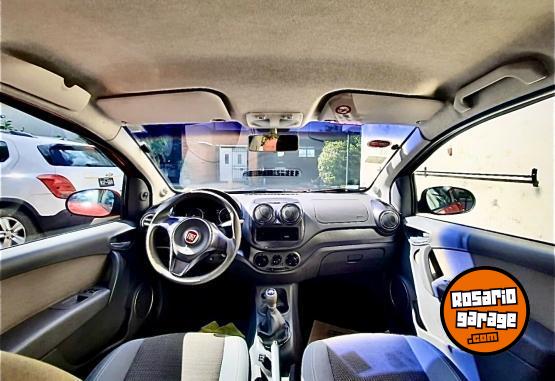 Autos - Fiat Palio Essence 2013 GNC 110000Km - En Venta