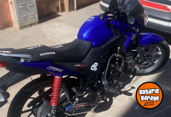 Motos - Honda Twister Cb125 2023 Nafta 14500Km - En Venta