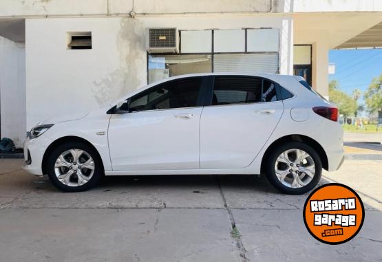 Autos - Chevrolet Onix 2020 Nafta 122000Km - En Venta