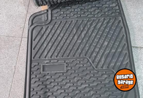 Accesorios para Autos - Alfombras recortables - En Venta