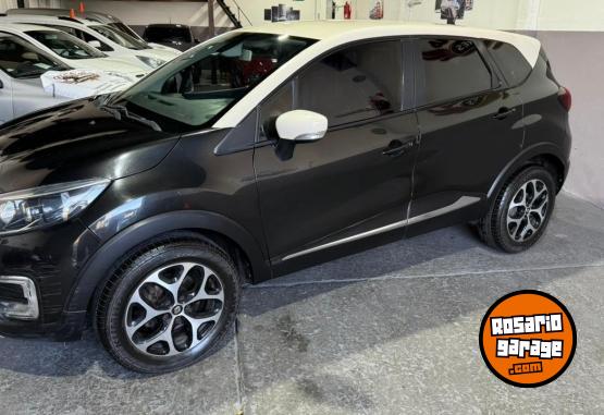 Autos - Renault Captur 2017 Nafta 94000Km - En Venta