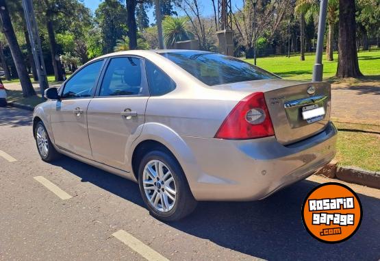 Autos - Ford Focus Ghia TDCI 1.8 2009 Diesel 180000Km - En Venta