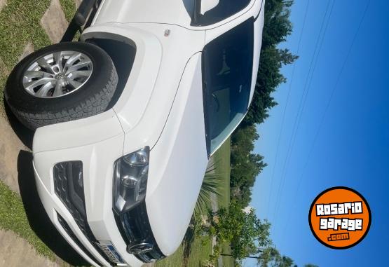 Camionetas - Volkswagen Amarok / confortline 4x2 2021 Diesel 140000Km - En Venta