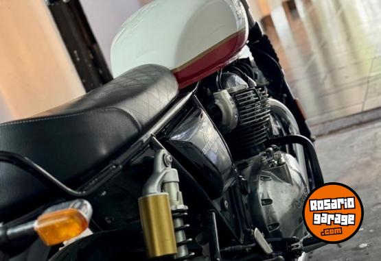 Motos - Royal Enfield interceptor 650 2023 Nafta 6100Km - En Venta