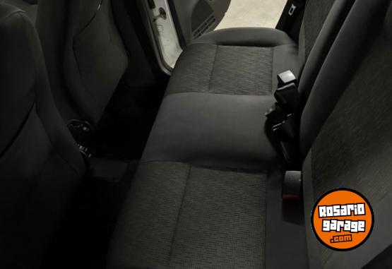 Autos - Volkswagen Fox 2013 Nafta 107860Km - En Venta