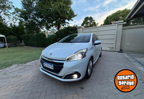 Autos - Peugeot 208 Allure 2019 Nafta 65000Km - En Venta