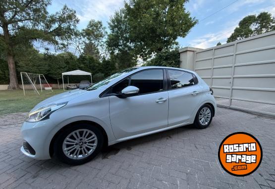 Autos - Peugeot 208 Allure 2019 Nafta 65000Km - En Venta