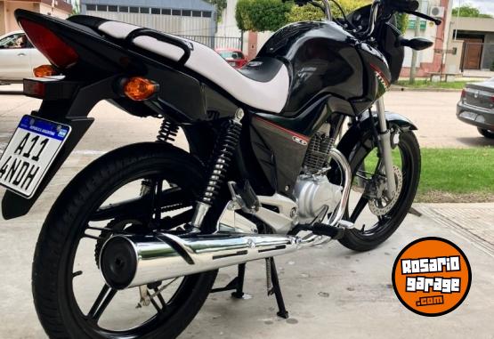 Motos - Honda Cg titan 2020 Nafta 6000Km - En Venta