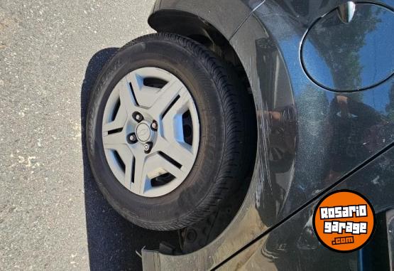 Autos - Chevrolet Onix joy 2018 Nafta 60550Km - En Venta