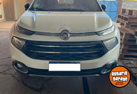 Camionetas - Fiat Toro Volcano 2017 Diesel 168716Km - En Venta