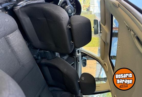 Autos - Volkswagen Bora 2011 Diesel 183000Km - En Venta